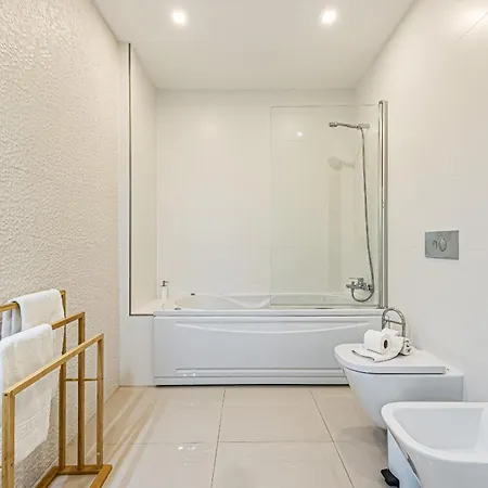 Apartamento Adega Deluxe 2 Bed Pool And Gym Lagos