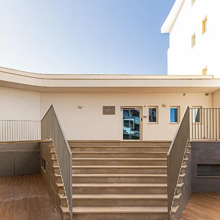 Adega Deluxe 2 Bed Pool And Gym